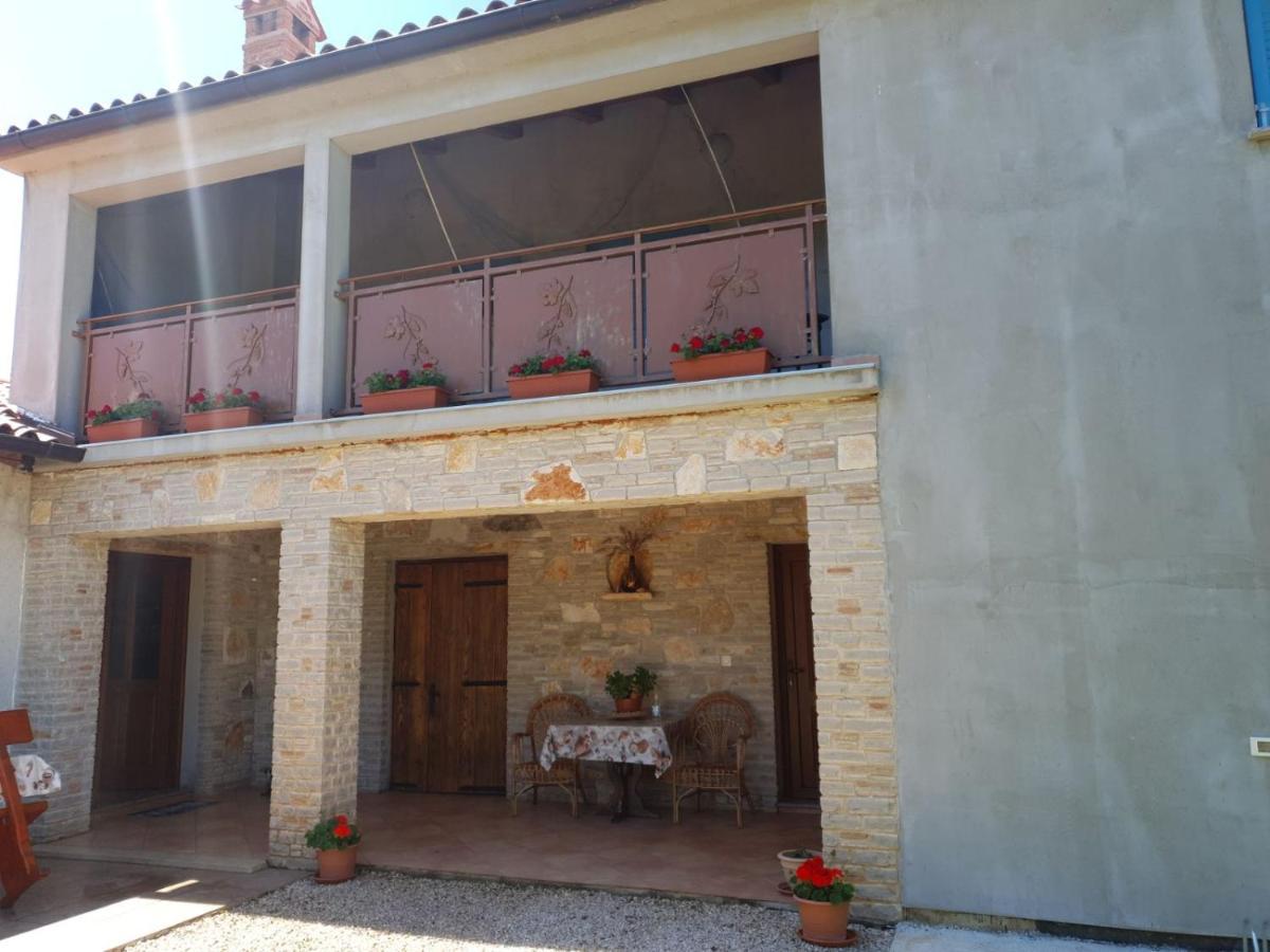 And Hacienda Stelio Apartment *